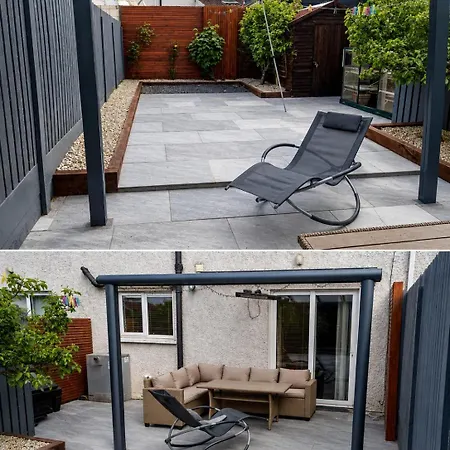 Entire With Private Garden & Parking In *